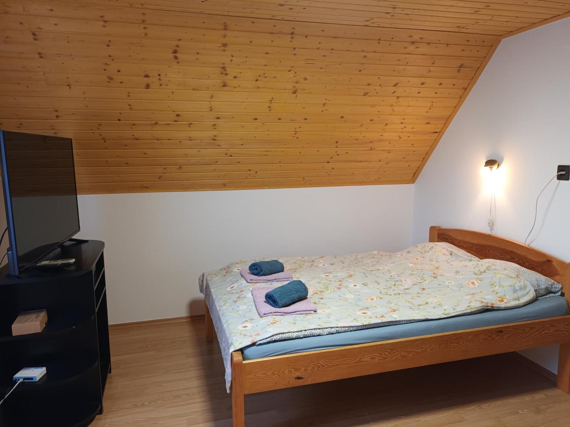 Kéknefelejcs Vendégház Tapolca Esterno foto